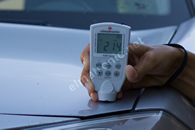 elmatronic F/NF HANDY rétegmérő készülék gépjárműszakértőknek